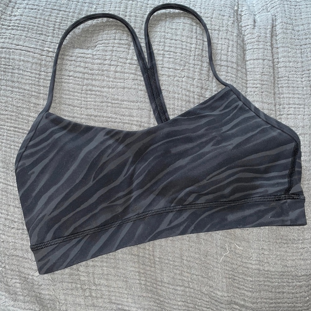 Lululemon Flow Y Bra - Picture 3 of 4